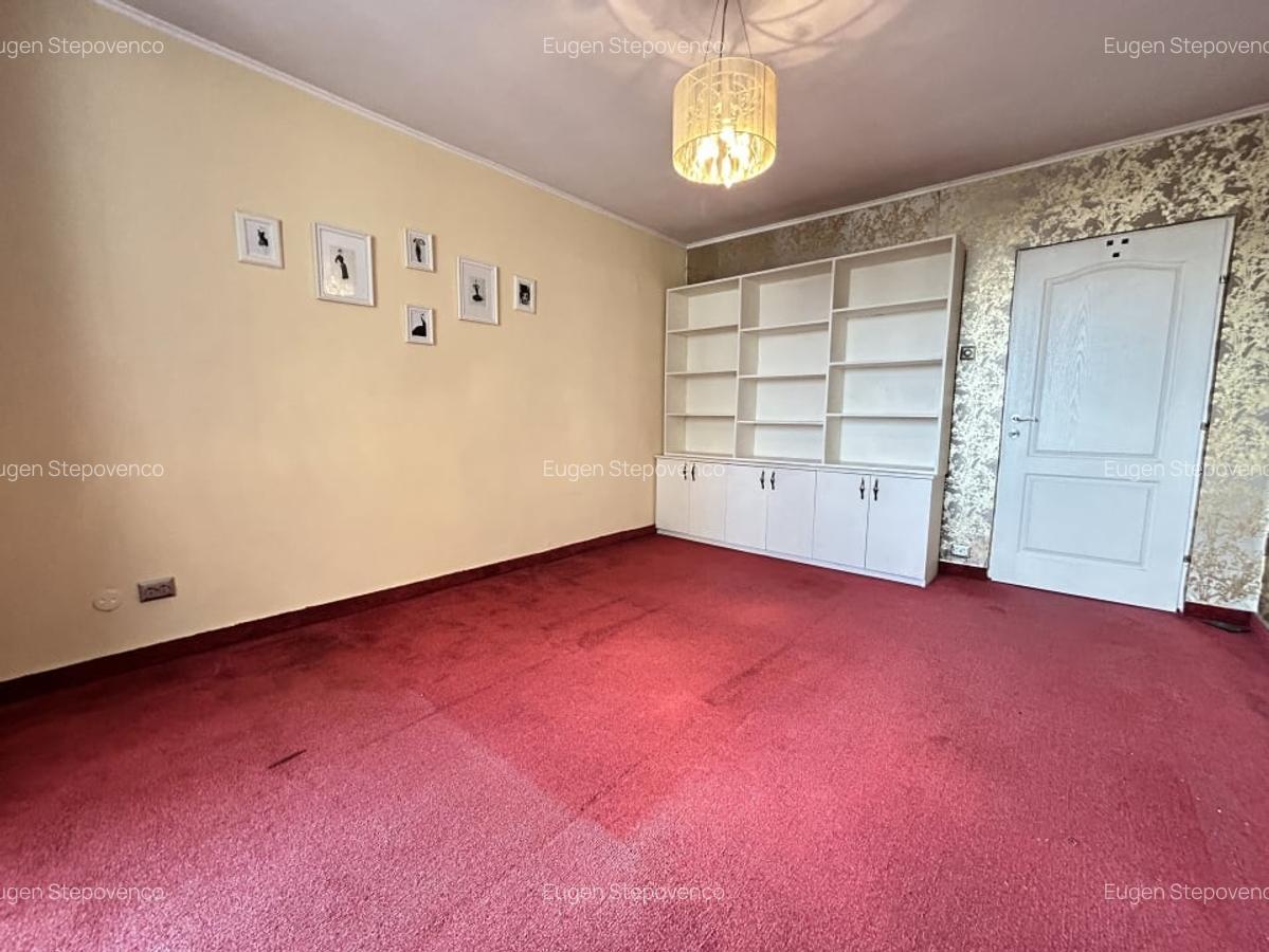 `Vanzare 2 Camere Drumul Taberei 47mp decomandat Vedere spre Parc - 3