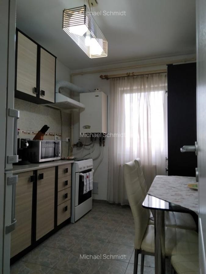 Apartament cu 2 camere, 57 mp utili, balcon, parcare, zona Terra - 3