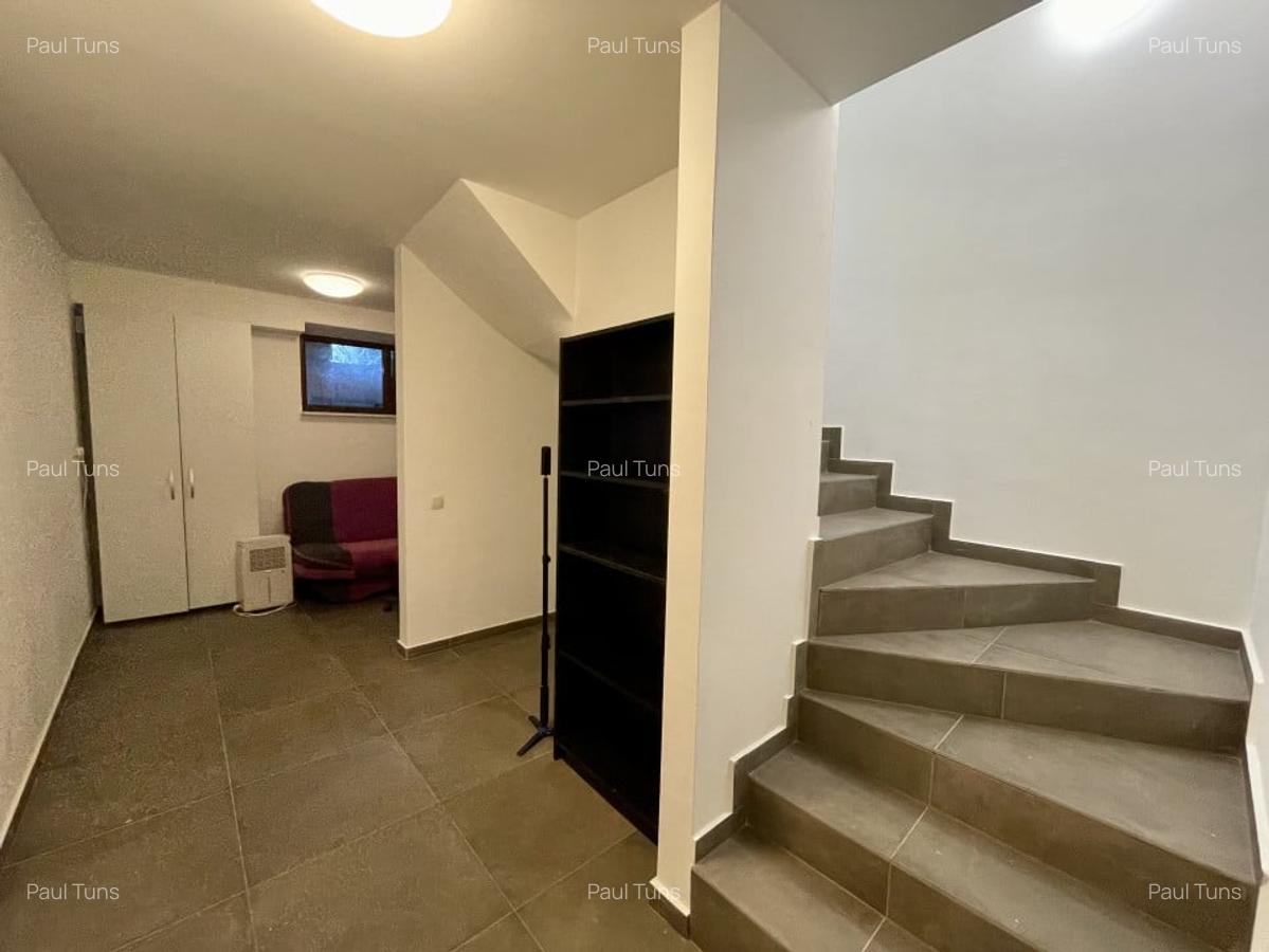 Duplex spatios complet mobilat cu teren de 300mp - 17