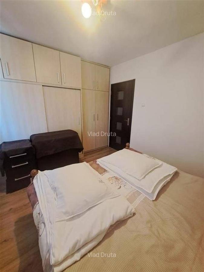 Apartament cu 3 camere decomandat în Central - 9
