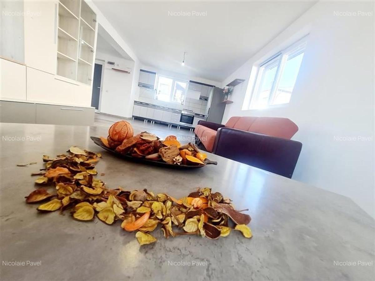 Confort si relaxare:casa noua,5 camere,curte si terasa amenajate,Izvor,Tarlungen - 2