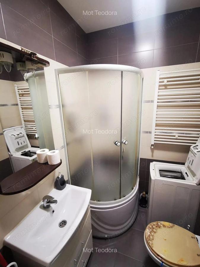 De vanzare apartament 2 camere Complexul Studen?esc - 11