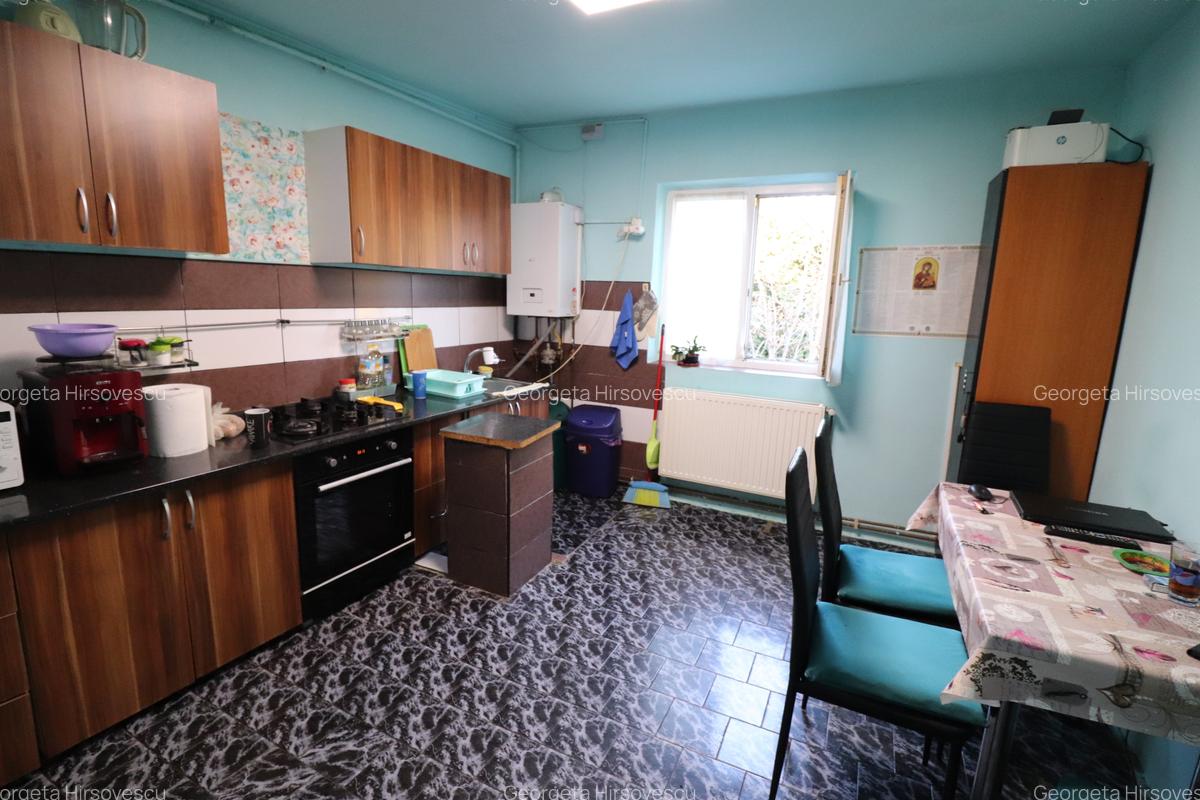 Apartament cu 2 camere decomandat în Aradului - 3