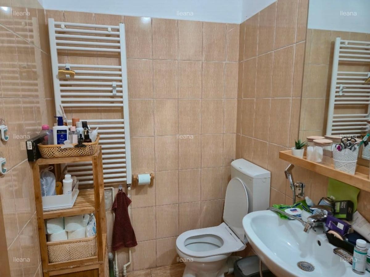 Apartament cu 3 camere semidecomandat în Titan - 9