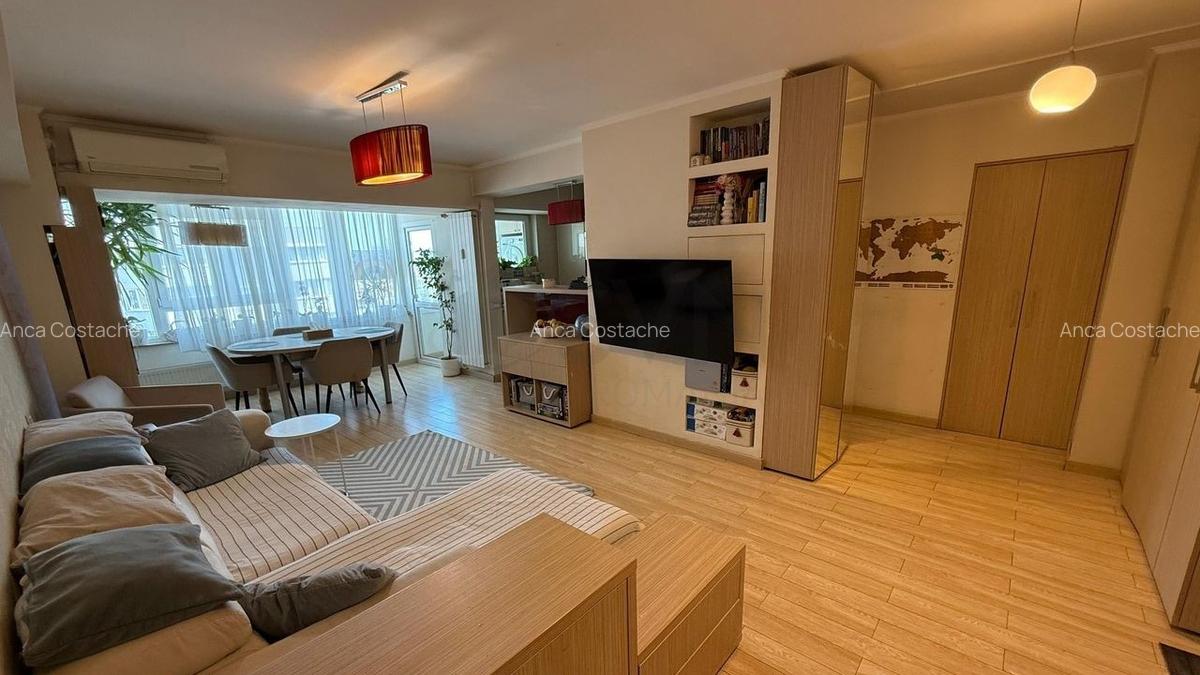 Apartament cu 3 camere decomandat în Calea Victoriei - 3