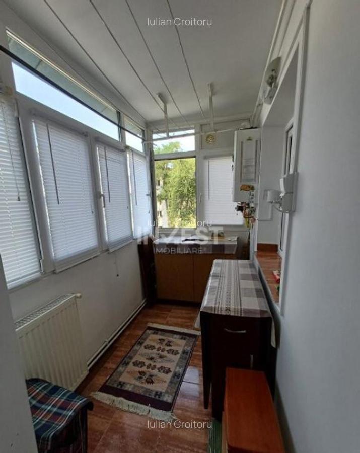 Apartament 2 camere, decomandat, Nicolina, etaj intermediar - 5