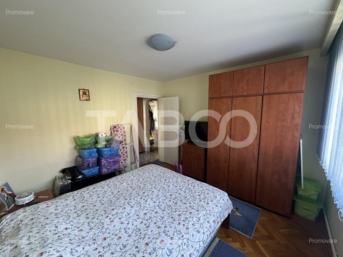 Apartament decomandat etaj intermediar 4 cu 3 camere baie cu geam lift - 5