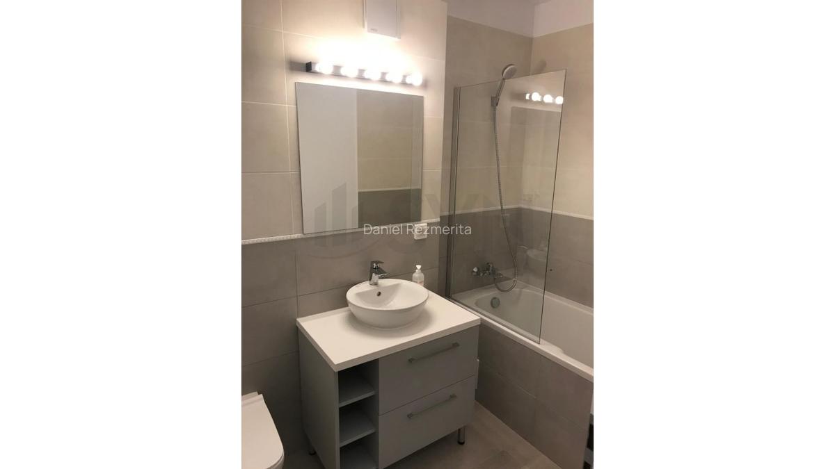 Apartament cu 2 camere decomandat în Sisești - 8