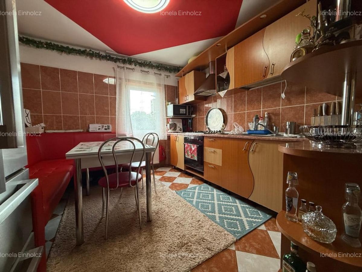 Apartement spatios, 2 camere, semidecomandat, 56 mp - zona Soarelui - 3
