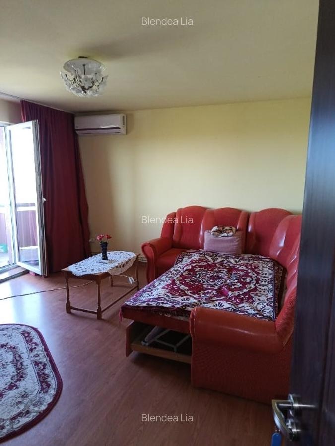 Apartament cu 3 camere decomandat în Central - 2