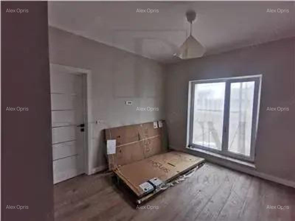 Duplex pe parter - 3 dormitoare - finalizat - toate utilitatile - suprafete mari - 5