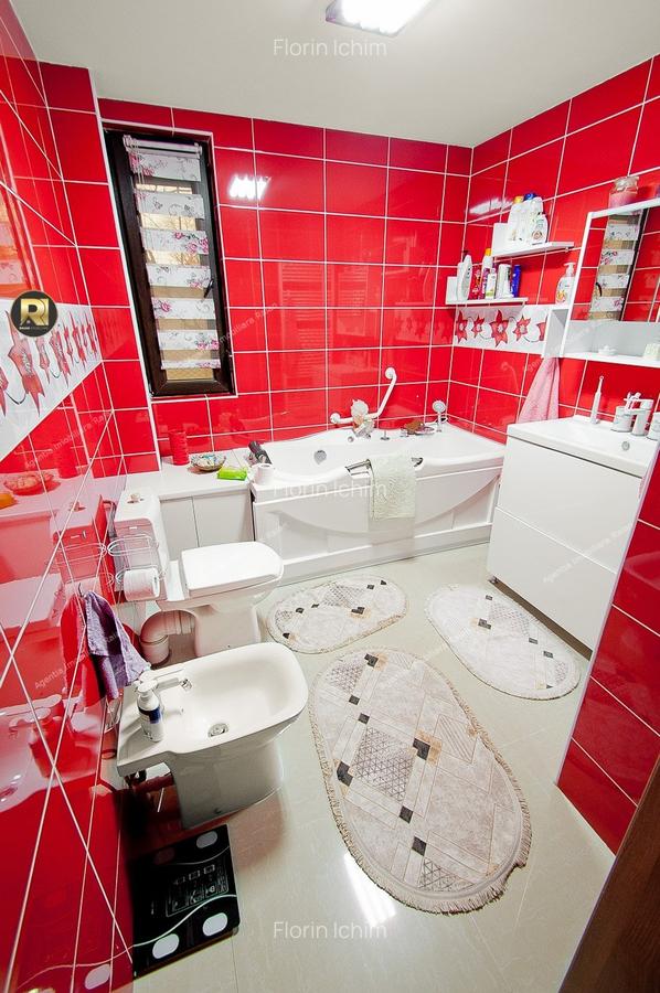 Vanzare Vila Moderna P+M, 6 camere, teren 1622 mp, in Galati, zona METRO - 7