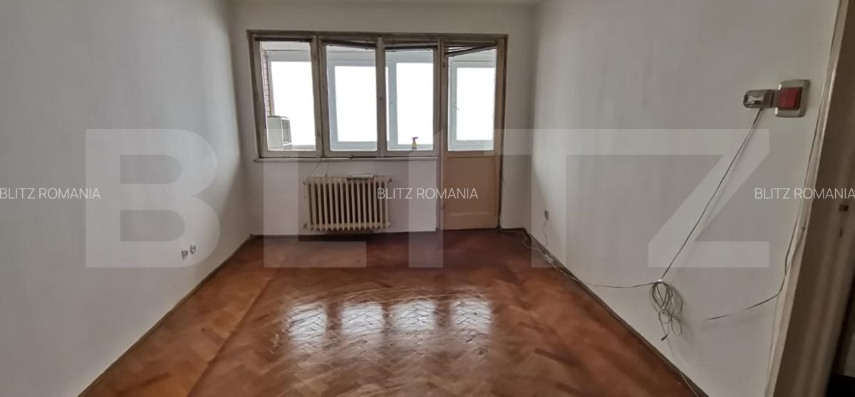 Apartament de vanzare, cu 2 camere, 47 mp, renovabil, zona Libertatii - 2