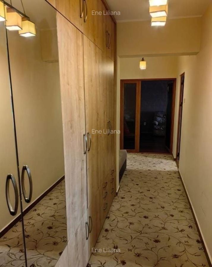 Apartament de vânzare - 4 camere, Strada Tecuci, Bloc Vega - 12