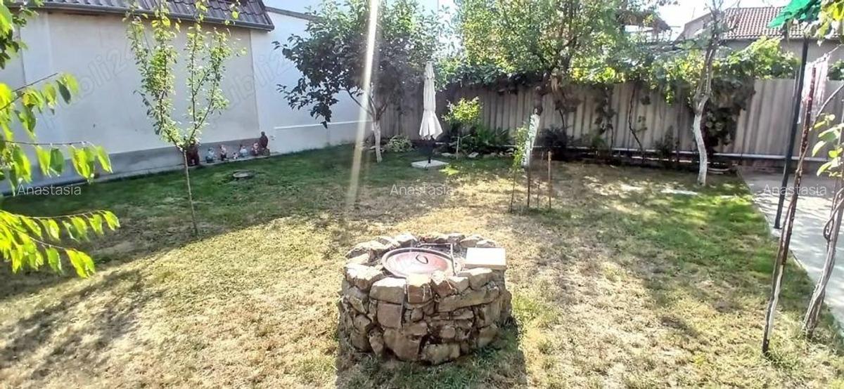 Proprietate cu doua case, curte intima ?i poten?ial excelent zona Velen?a, Oradea - 6