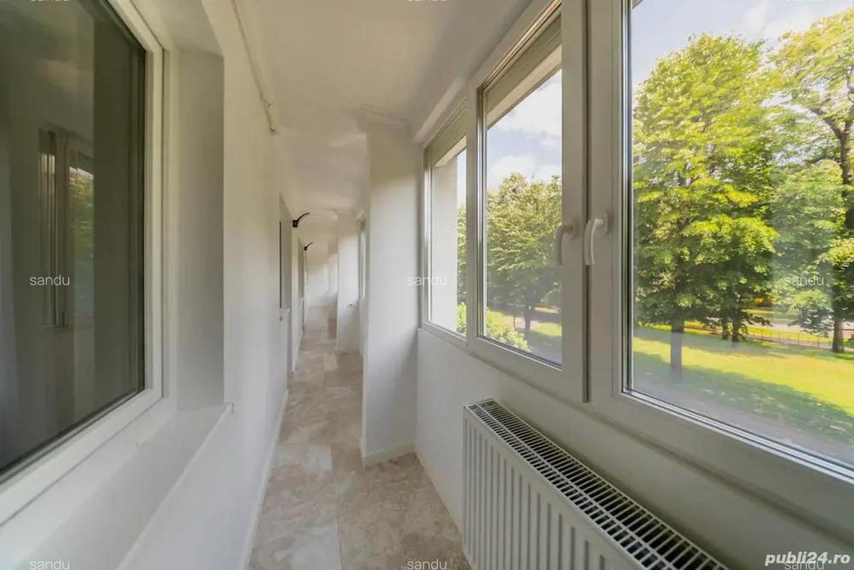 Apartament cu vedere la Bld.Revolutiei, etajul 1, - 3