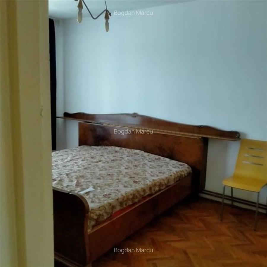 Apartament 3 camere decomandat lingă Medicină - 4