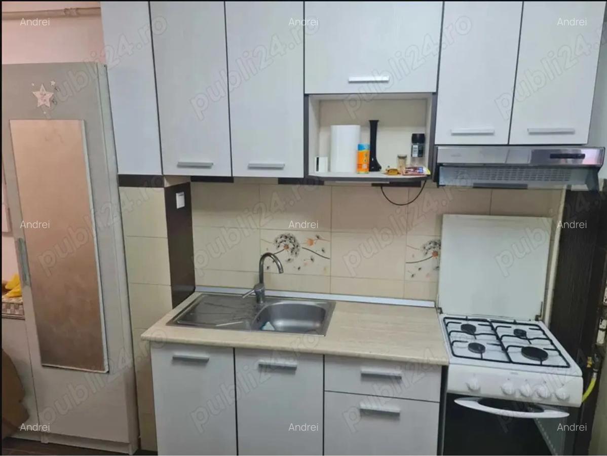 Colega in apartament la bloc, studenta, angajata, etc - 4