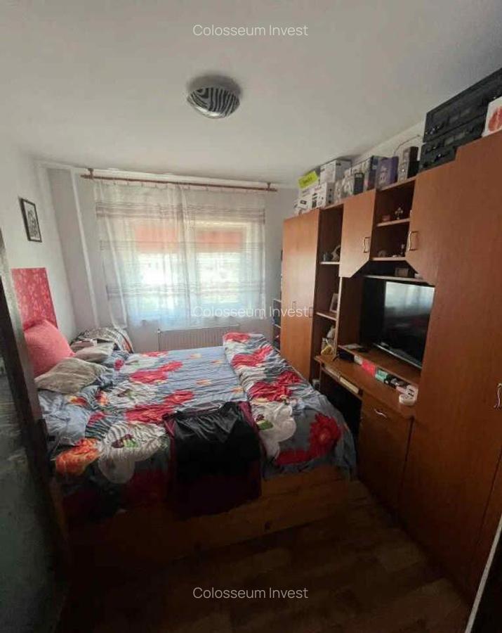 Apartament 3 camere, decomandat - zona Bartolomeu - 3