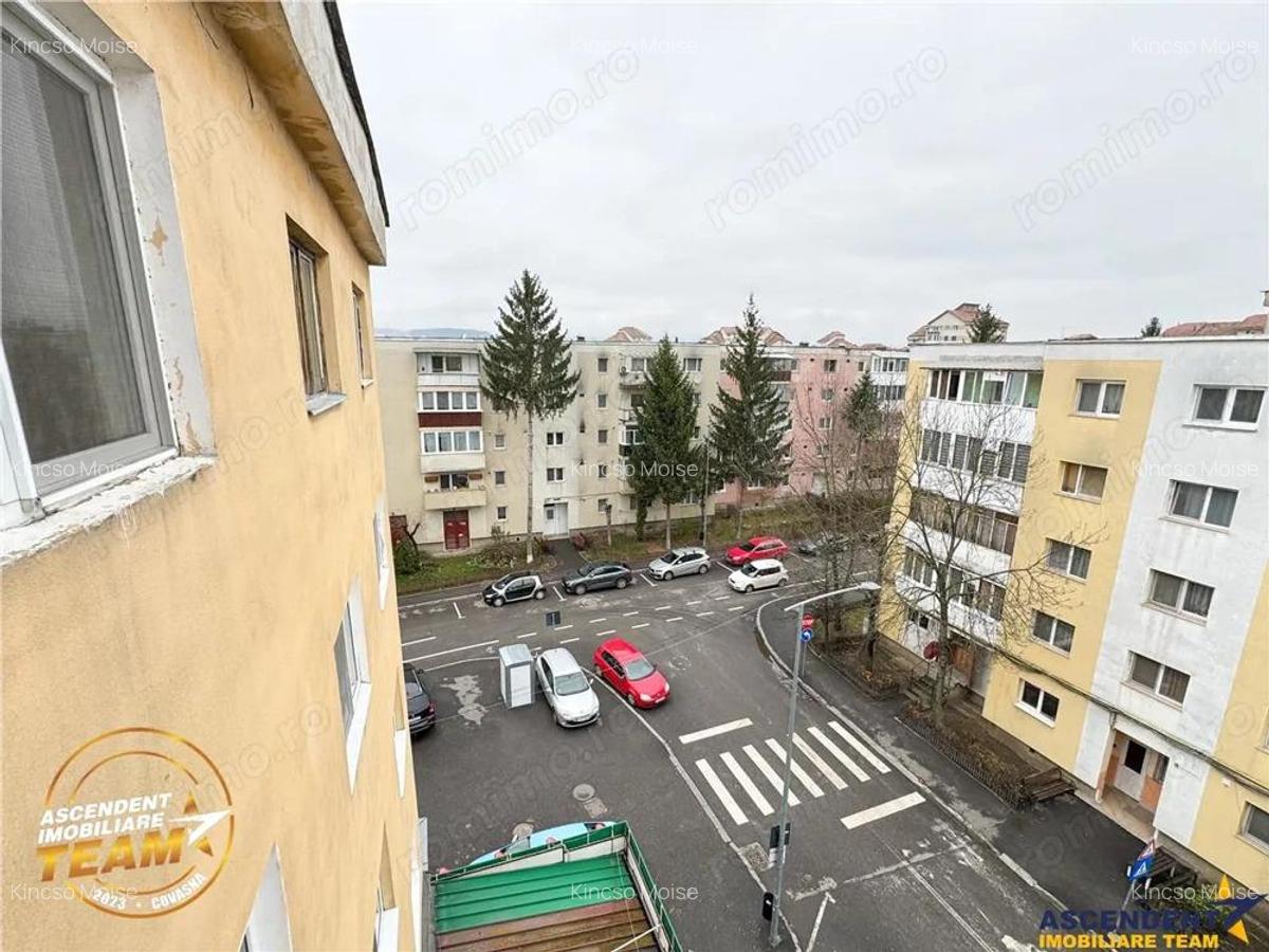 FILM TUR 3D!! Apartament cu 3 camere luminos, loc parcare, zona Lenin, Sfantu Gheorghe - 8