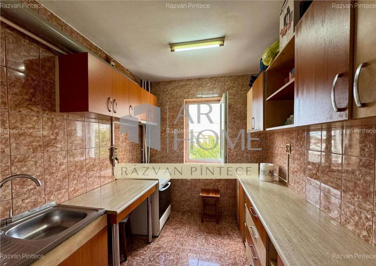 Apartament 3 camere, confort 1, decomandat, zona Republicii - 10