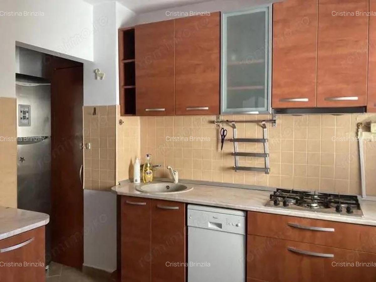 Apartament cochet 3 camere Kiseleff, Str. Serdarului, bloc mic, zona lini?tita - 7 Apartament cochet 3 camere Kiseleff, Str. Serdarului, bloc mic, zona lini?tita - 7