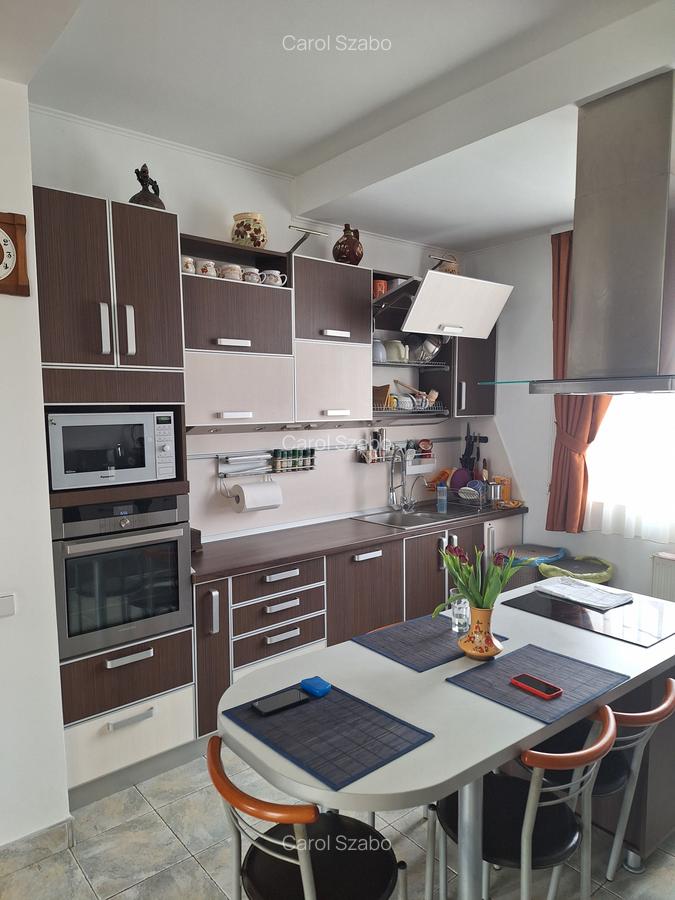 Casă cu 5 camere în Central - 7