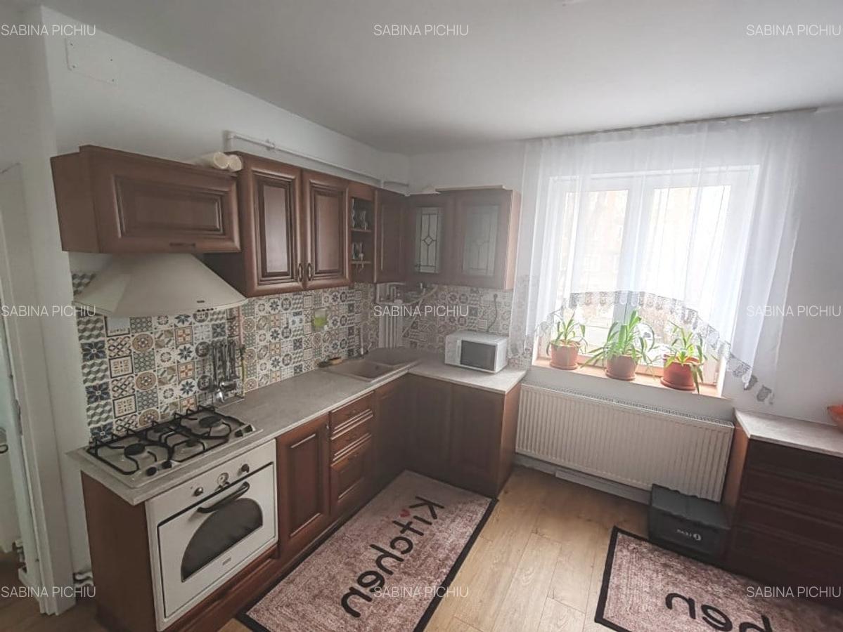 Apartament cu 2 camere decomandat, mobilat în Triaj - 2