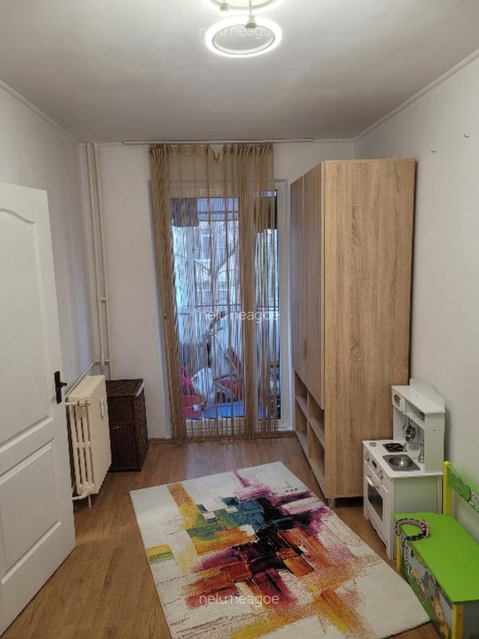 Vand apartament 2 camere ofelia - 2