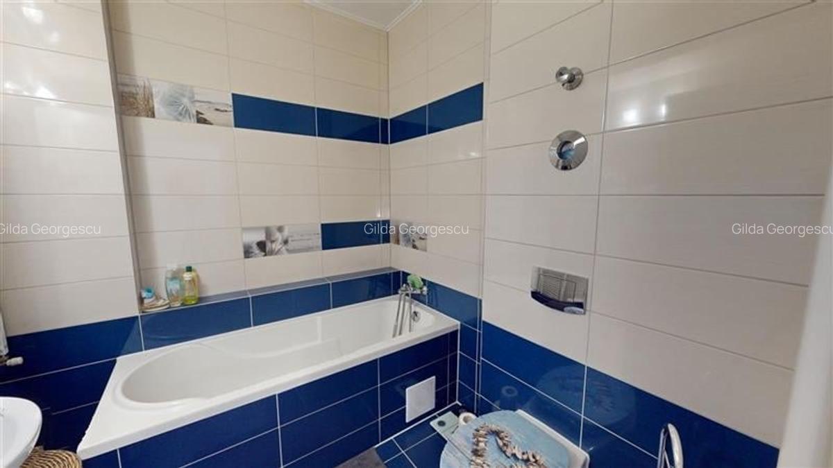 Pe 2 niveluri, Penthouse modern la bulevard, parcare si boxa, Tractorul  Nou, Br - 20