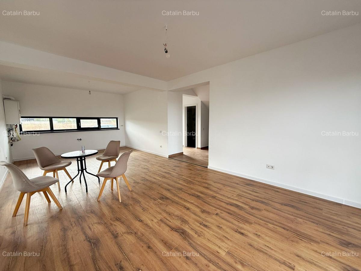 Vila individuala 4 dormitoare 3 bai - 6