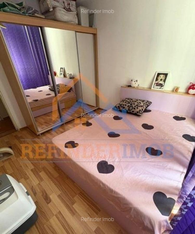 Vanzare apartament 3 camere, zona Margeanului, sector 5 - 3