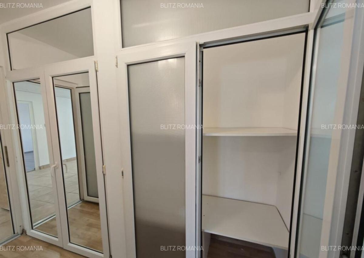 Apartament spa?ios,de vanzare, 3 camere, 98 mp, zona Petru - 5