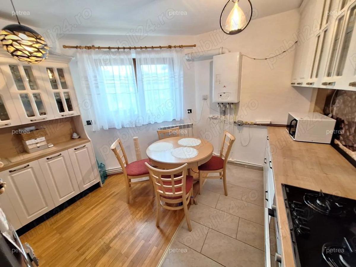 Vanzare apartament 2 camere decomandat Mazepa 2 - aproape de Faleza Dunarii - 3 Vanzare apartament 2 camere decomandat Mazepa 2 - aproape de Faleza Dunarii - 3