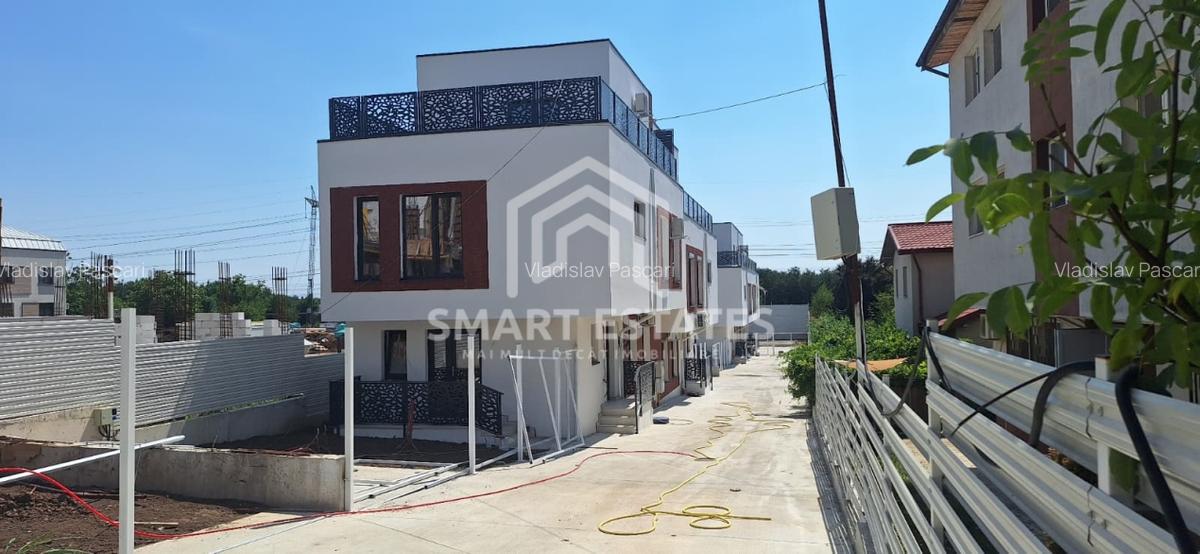 De vanzare vila 5 camere drumul Lunca Cetatii,Trapezului - 1