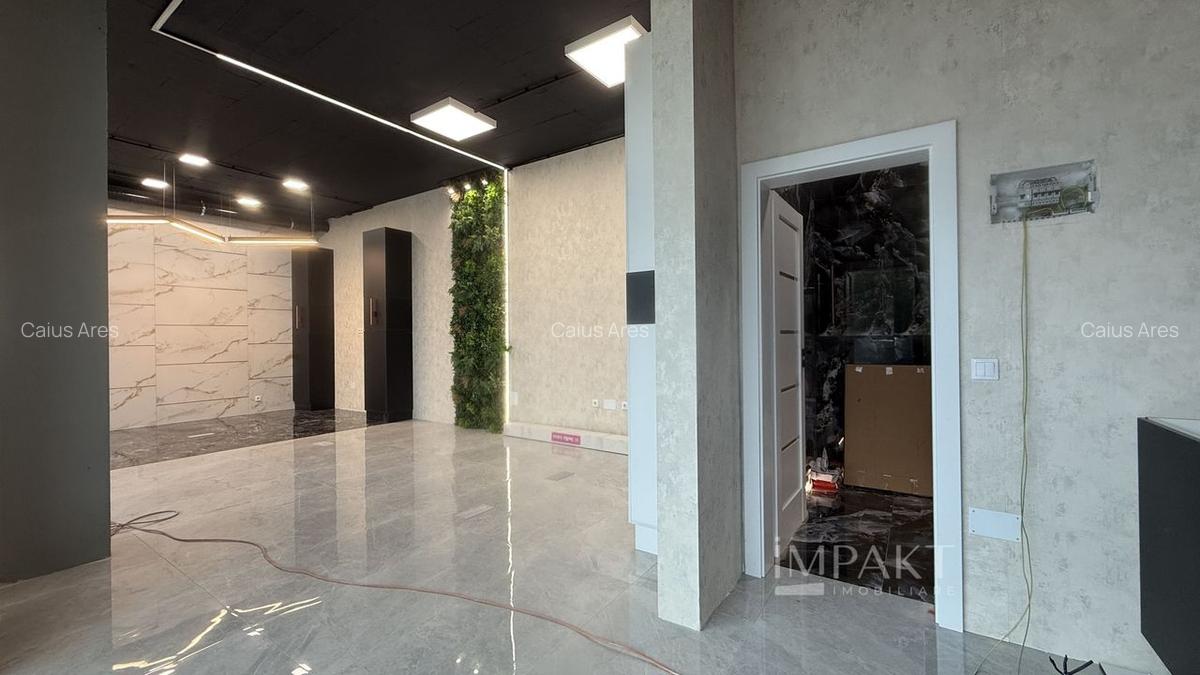 Spatiu comercial vitrat si finisat in Andrei Muresanu - 4