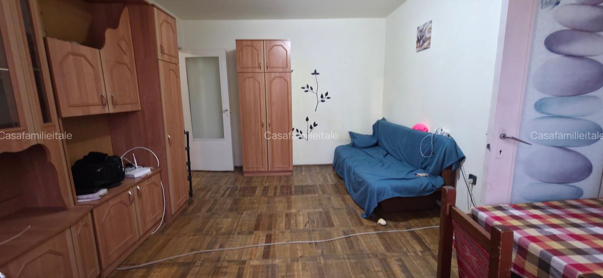 Etajul 1!!! 5 min de Iulius Mall .. 2 camere - 6