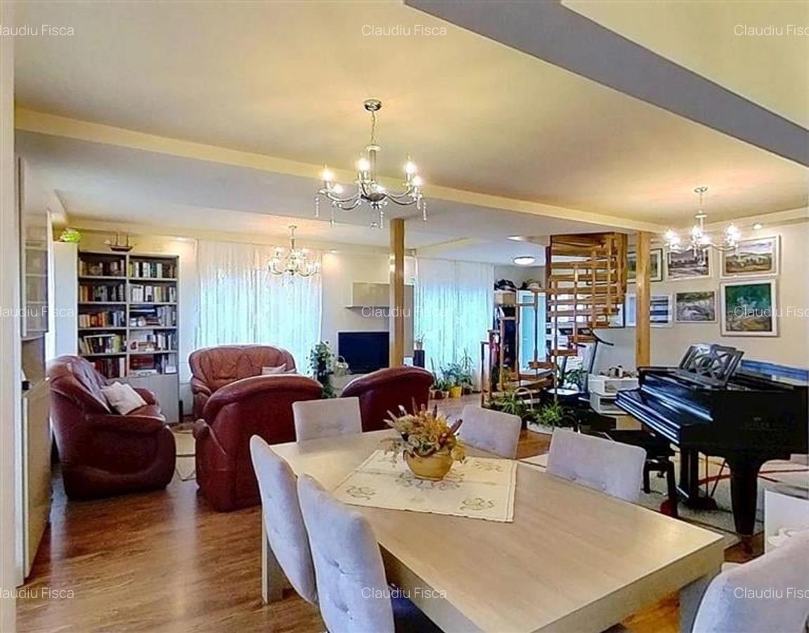 Resedinta cu energie solara,gradina inteligenta, relaxare nordica,700 mp de inti - 10