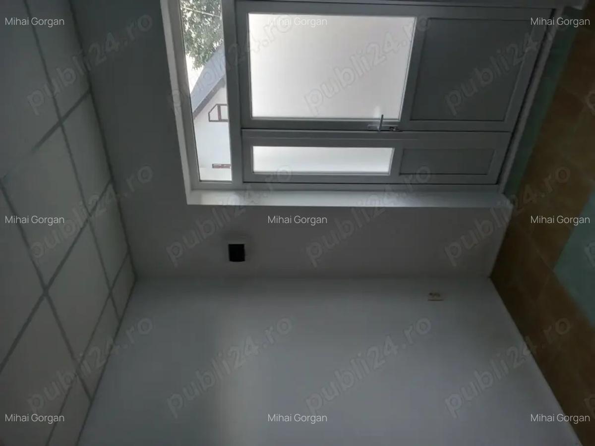 Spa?iu comercial pentru inchiriat - 4 Spa?iu comercial pentru inchiriat - 4