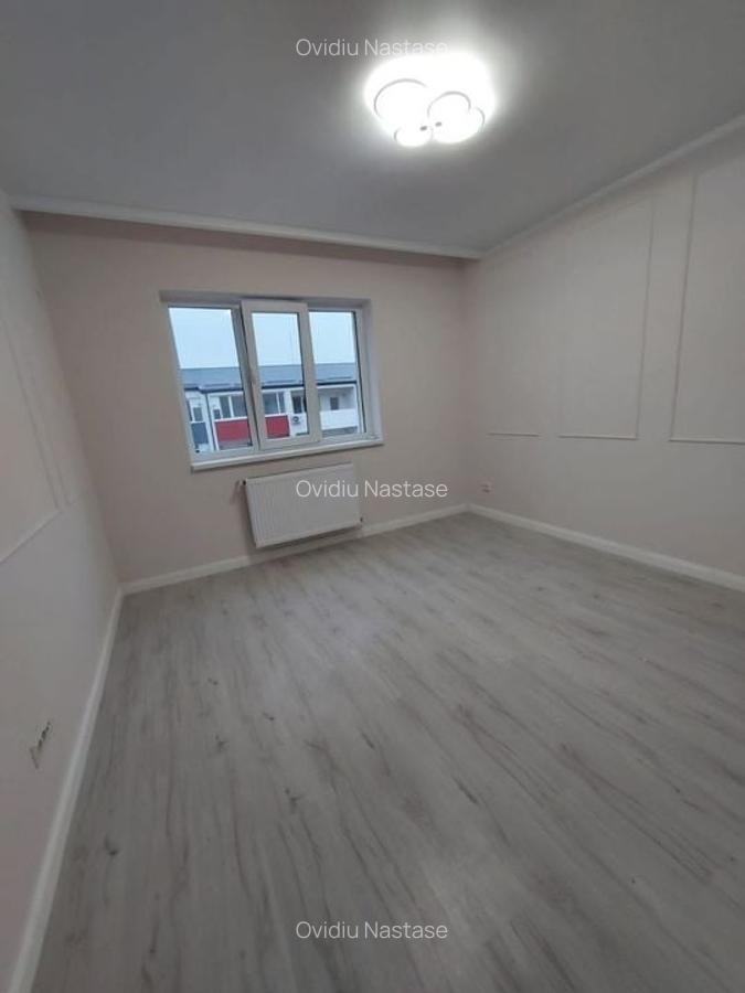 Apartament cu 2 camere decomandat în Apărătorii Patriei - 3