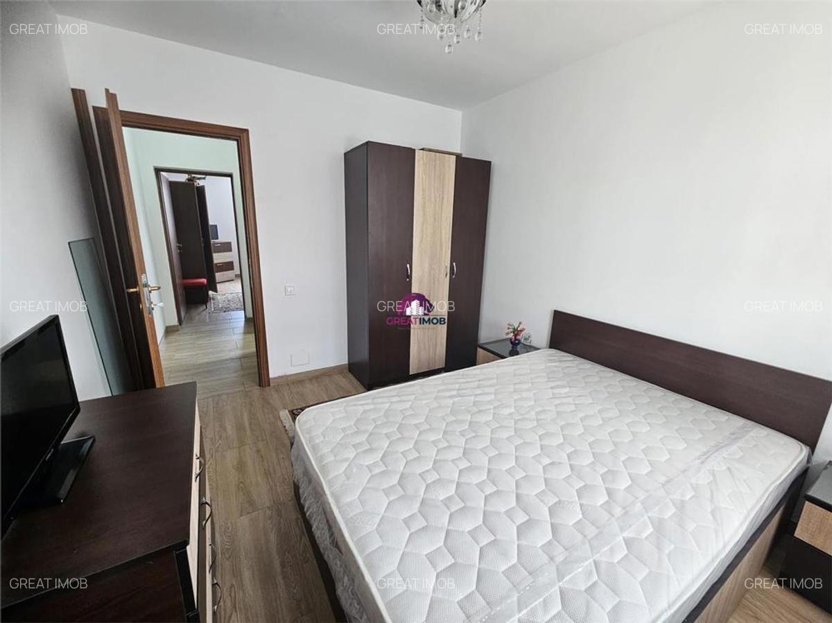 Inchiriere 1 camera dintr-un apartament cu 3 camere. - 10