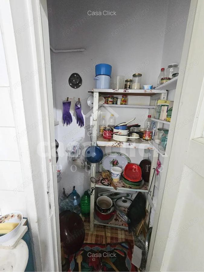 Apartament cu poten?ial ?i lini?te, parter inalt, pe strada Cezar col? cu Traian - 8 Apartament cu poten?ial ?i lini?te, parter inalt, pe strada Cezar col? cu Traian - 8