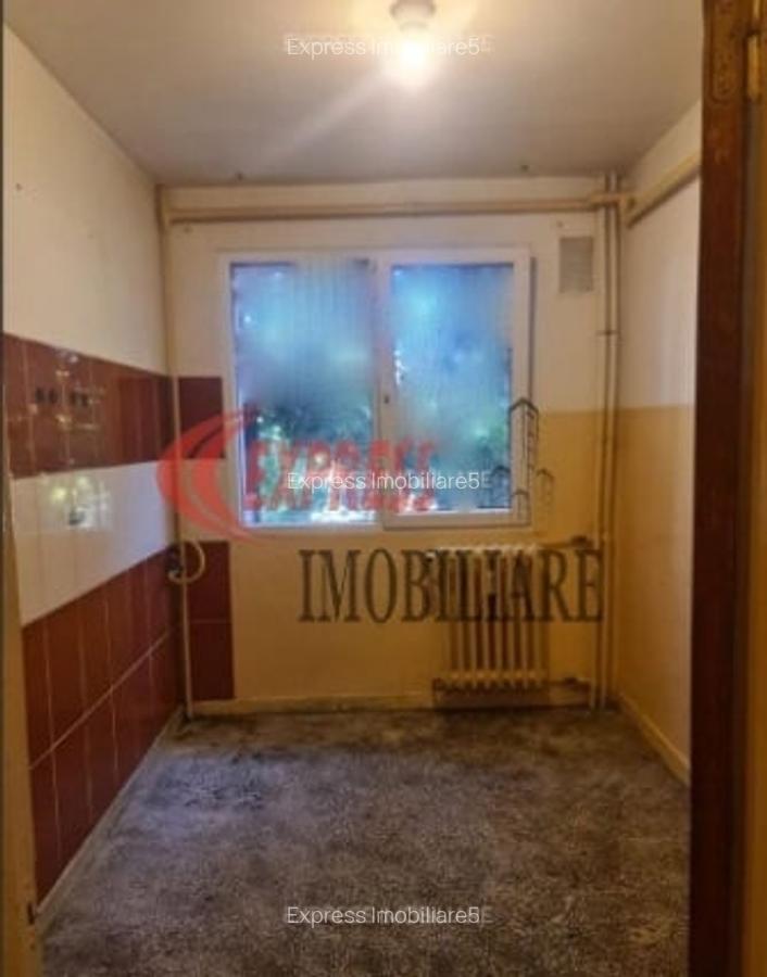 Dristor, Mihai Bravu, Agatha Bârsescu, Decomandat - 1