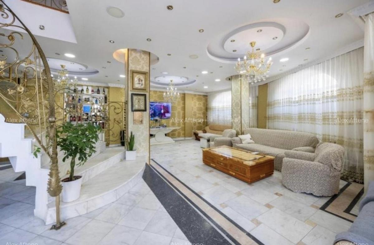 Casa individuala / Spatiu comercial / Clinica | 335 mp, curte proprie | Baicului - 2