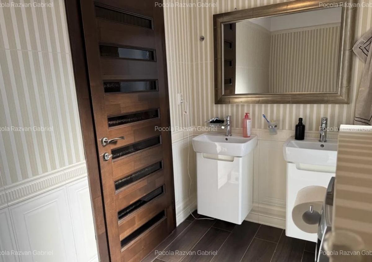 Apartament cu 3 camere,70mp,parcare, Zona Intre Lacuri/Iulius Mall - 11 Apartament cu 3 camere,70mp,parcare, Zona Intre Lacuri/Iulius Mall - 11