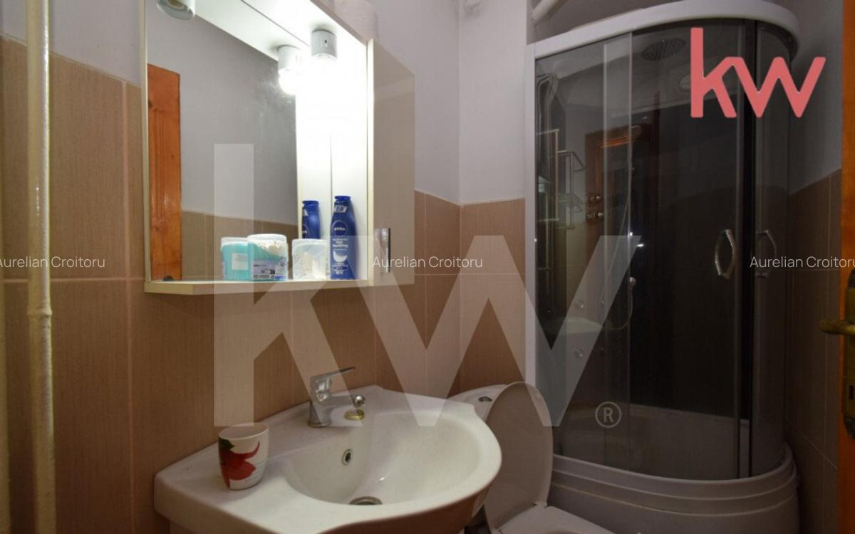 Apartament 4 camere Sarari decomandat, - schimb cu 2 camere - 23