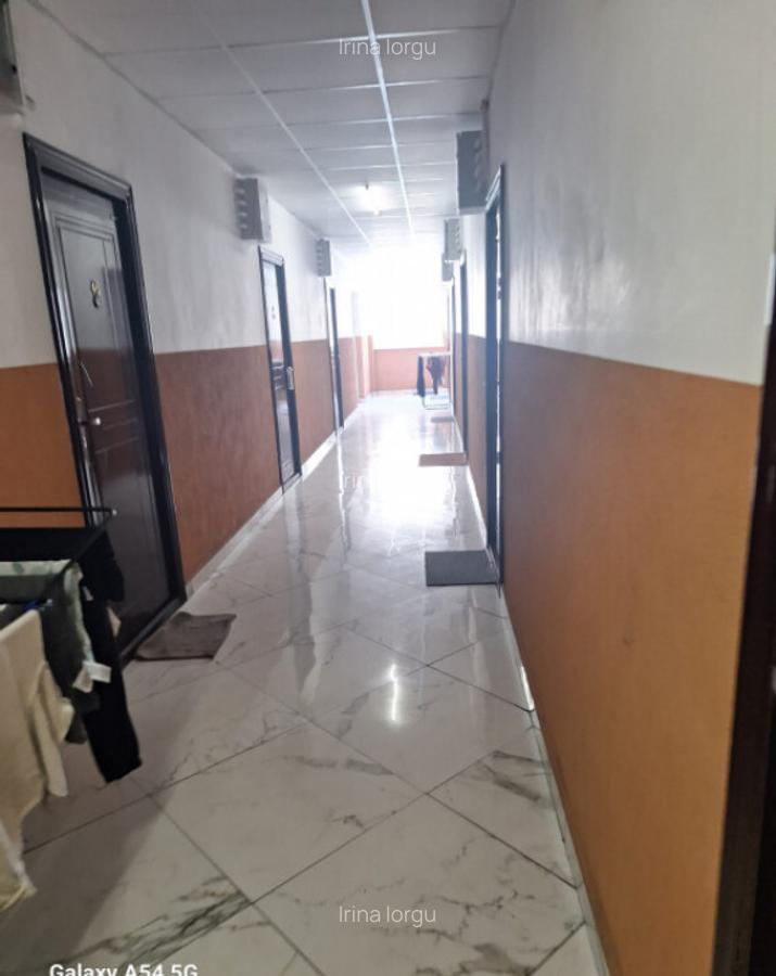 300 Euro! Garsoniera moderna langa Piata Nicolina - 12