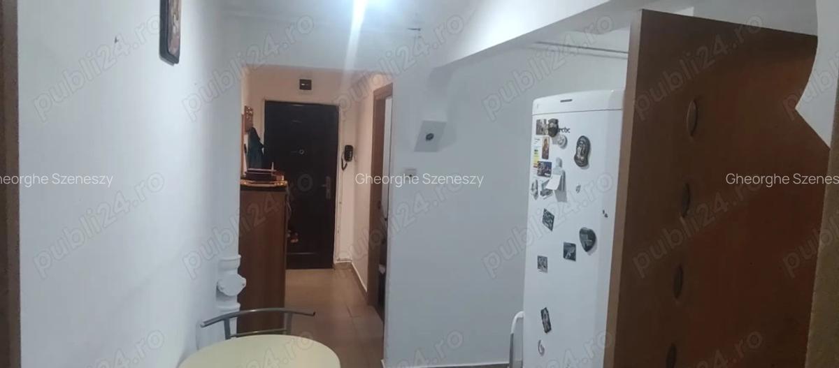 Vand apartament 3 camere - 8