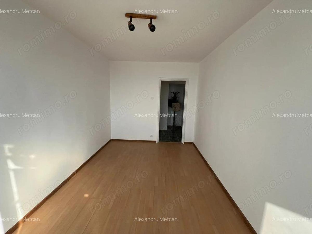 2 camere decomandat priveli?te panoramica Grand Arena Mall - 7