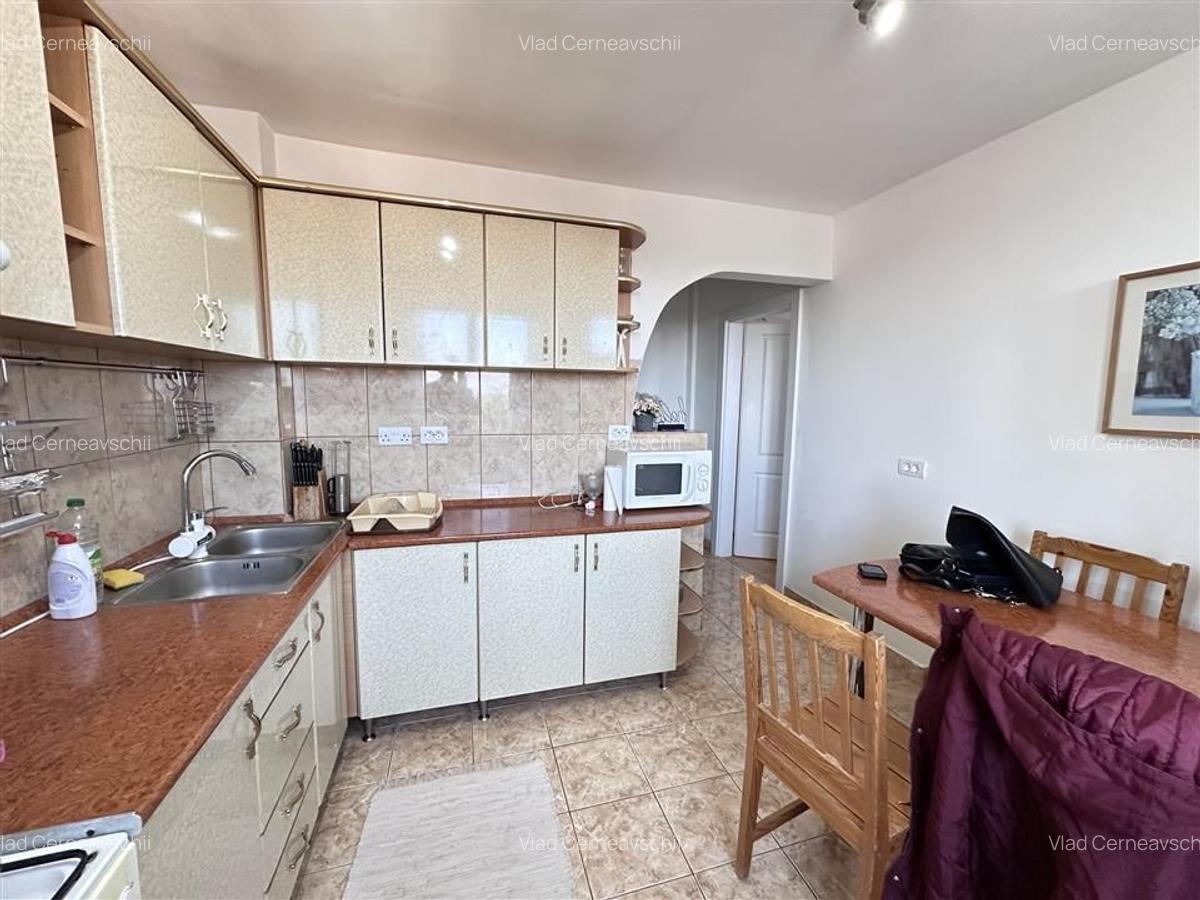 Apartament 3 camere. Arad, zona Ultracentrala. - 6